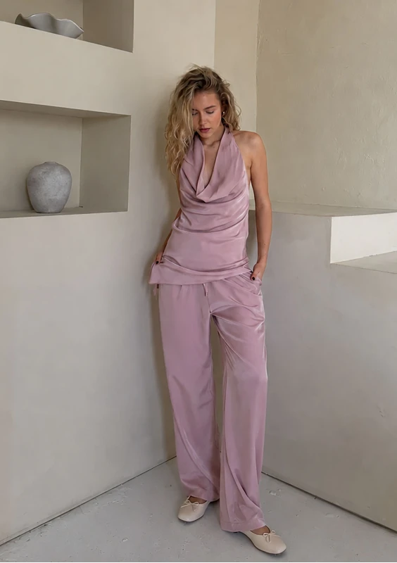 Velia - Asymetryczny top z satyny Rose