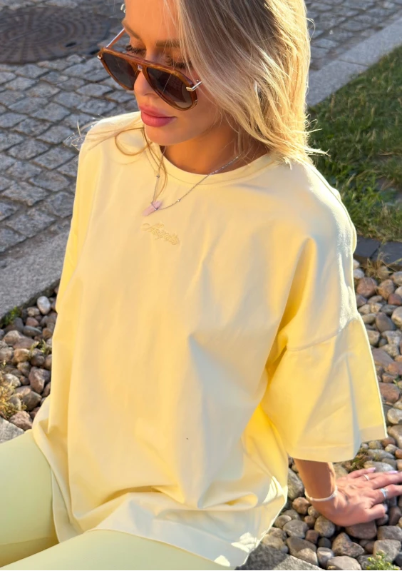 Ace - Banana yellow oversized T-shirt "Mosquito"