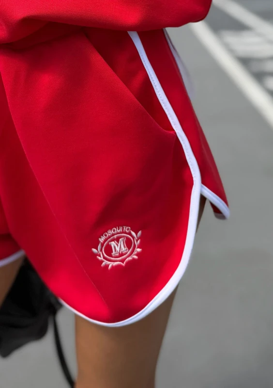 Track Club - Vintage red shorts