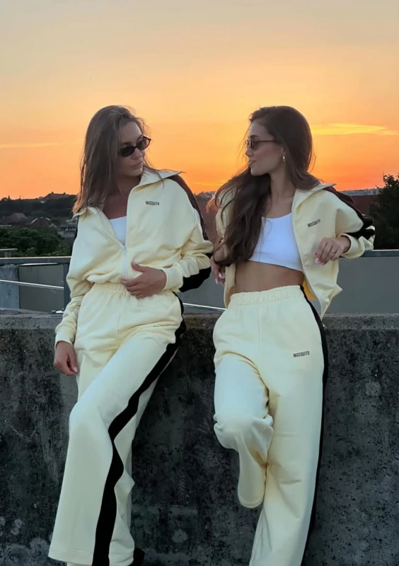 Cano Stripe - Pale banana yellow sweatpants with stripes