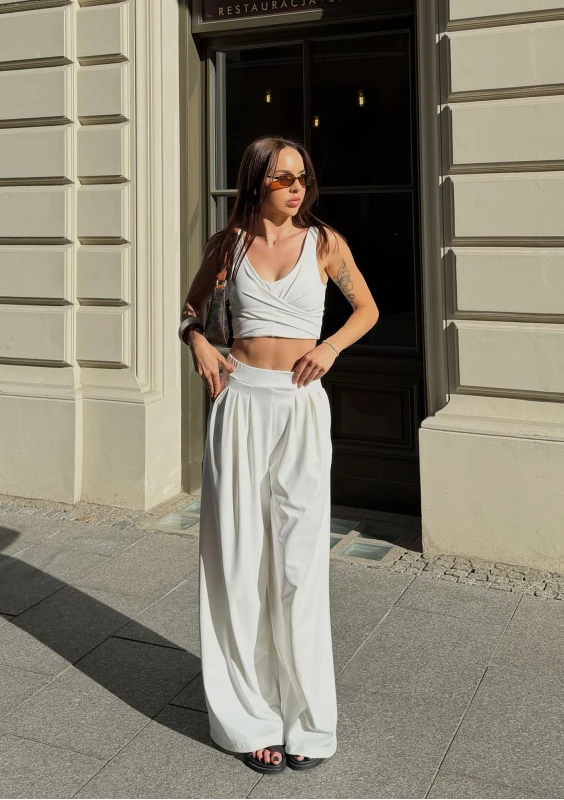 Vexa - Ecru short draped top