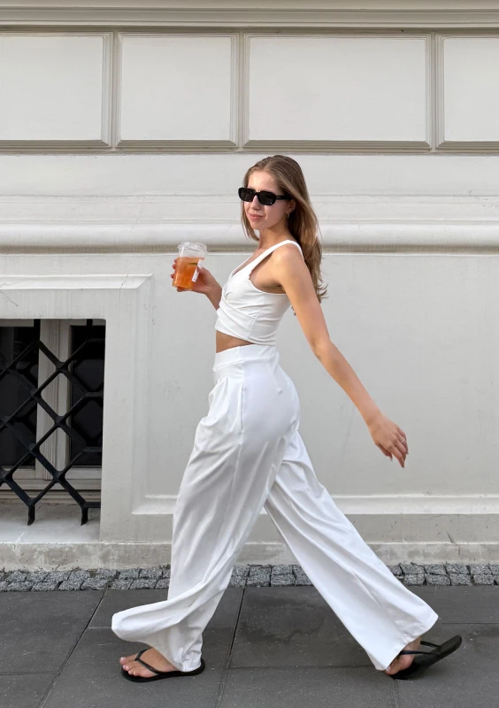 Vexa - Ecru short draped top