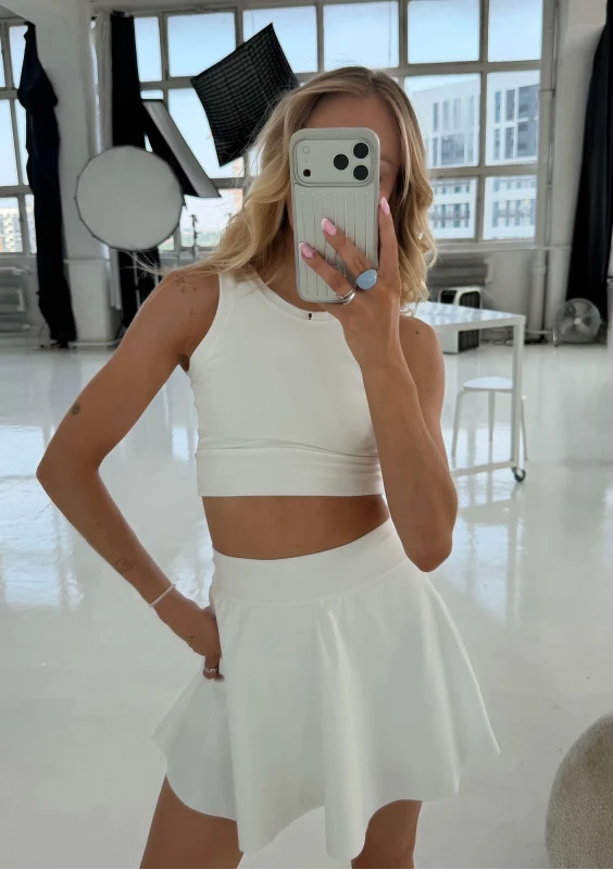 Court - Ecru mini skirt with shorts
