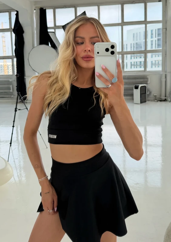 Court - Black mini skirt with shorts