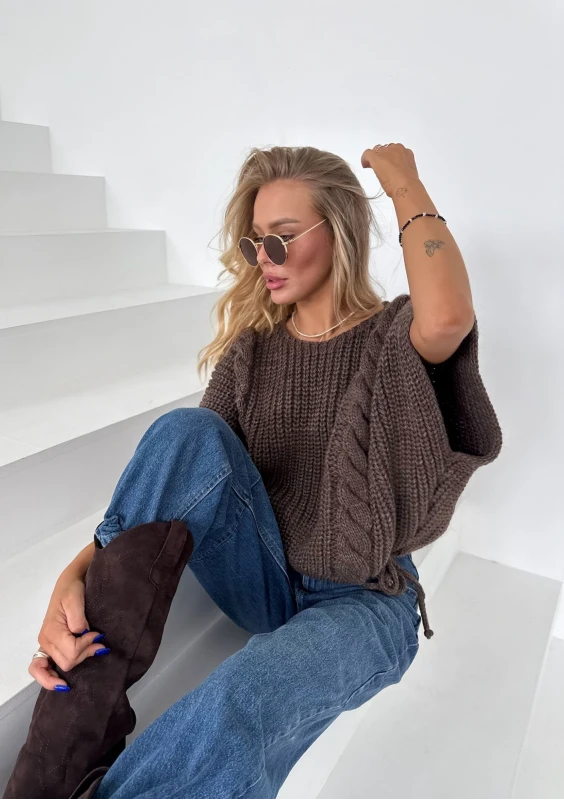 Loom - Sweter oversize o kroju poncho z warkoczem Brązowy