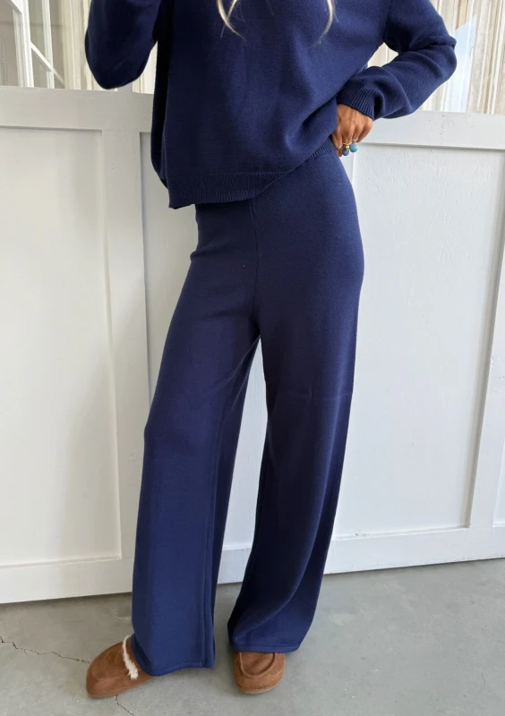 Yoko - Dark blue sweater pants