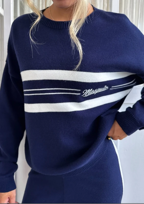 Varsity - sweter z kontrastową wstawką i haftowanym logo Granatowy