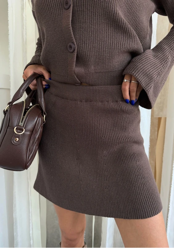 Livia - Dark latte brown knitted mini skirt