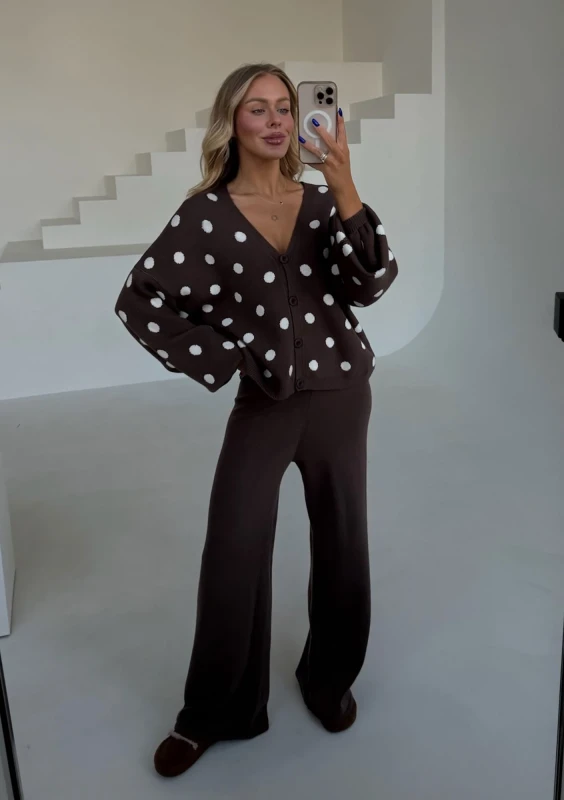 Yoko - Dark latte brown sweater pants