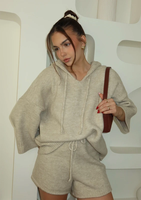 Lai - Bluza z miękkiej dzianiny z kapturem Beżowa