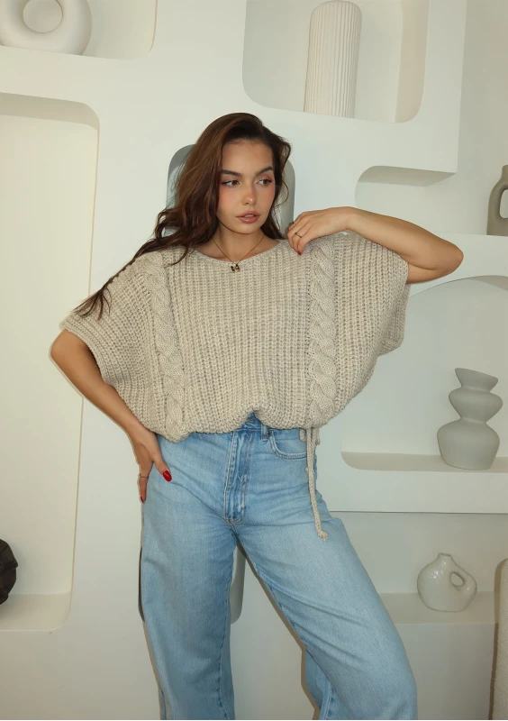 Loom - sweter oversize o kroju poncho z warkoczem Beżowy