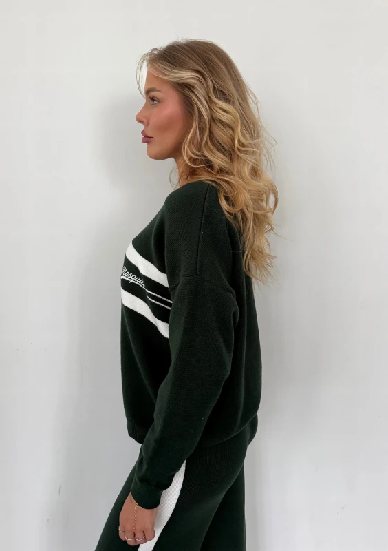 Varsity - Green sweater with an embroidered logo