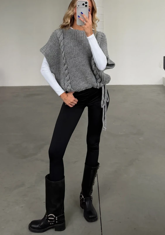 Loom - sweter oversize o kroju poncho z warkoczem Szary
