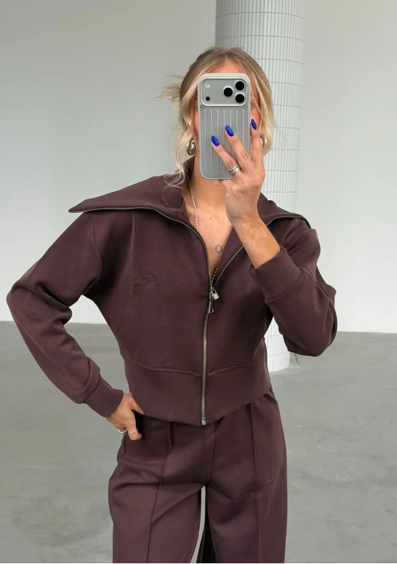 Iris Zip-up - Chocolate brown zipped-up fitted jumper