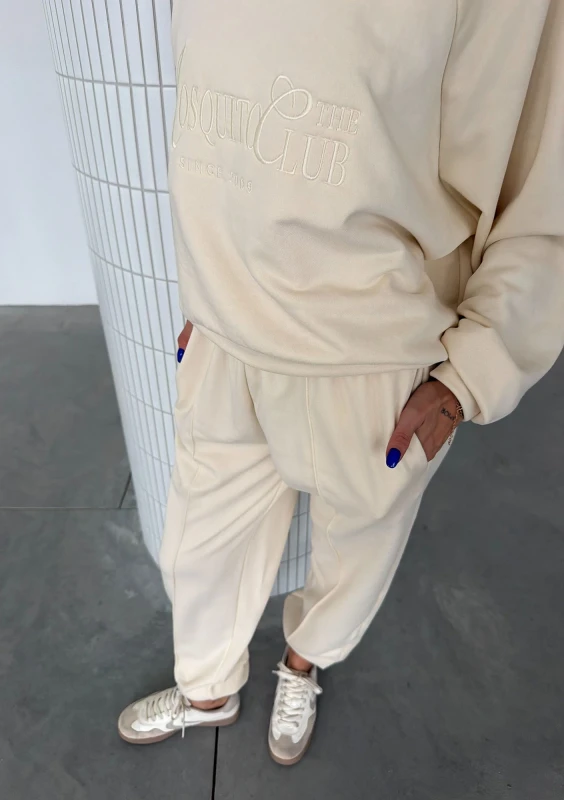 Leni - Creamy oversized sweatshirt