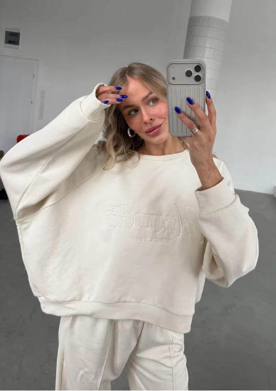 Leni - Bluza oversize z haftem Creamy