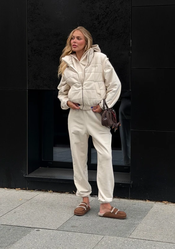 Icon - Coconut sweatpants