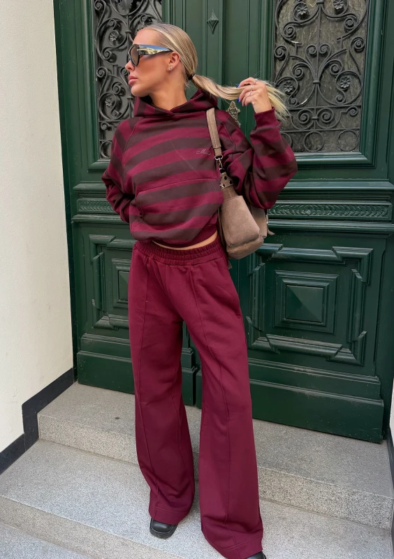 Costa - Deep cherry red wide sweatpants