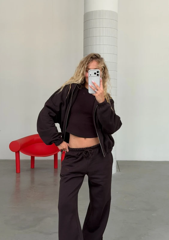 Wells - Dark chocolate brown zipped hoodie