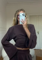 Shape - Brown shaping top with shoulder pads