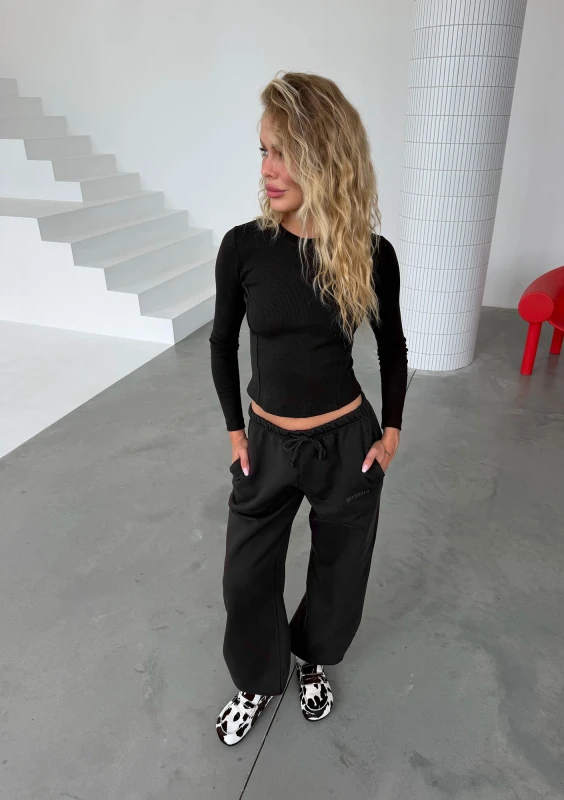 Wells - Spodnie dresowe Black