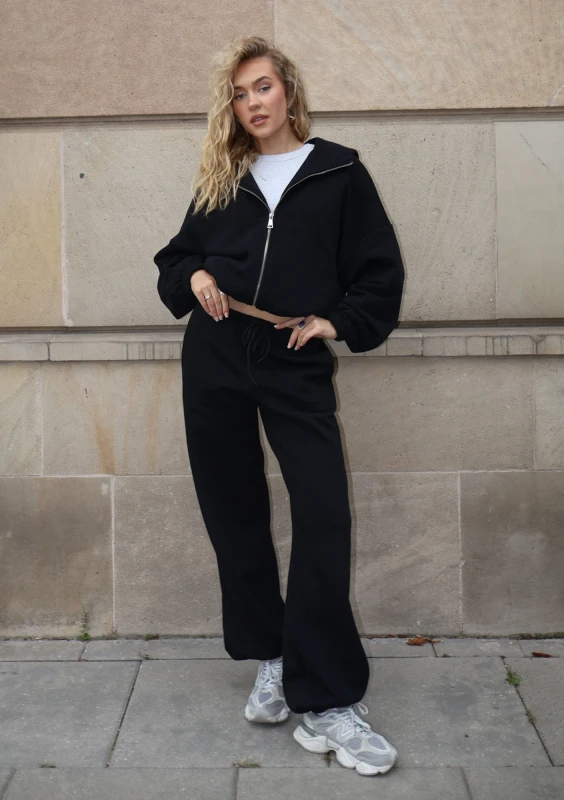 Wells - Spodnie dresowe Black