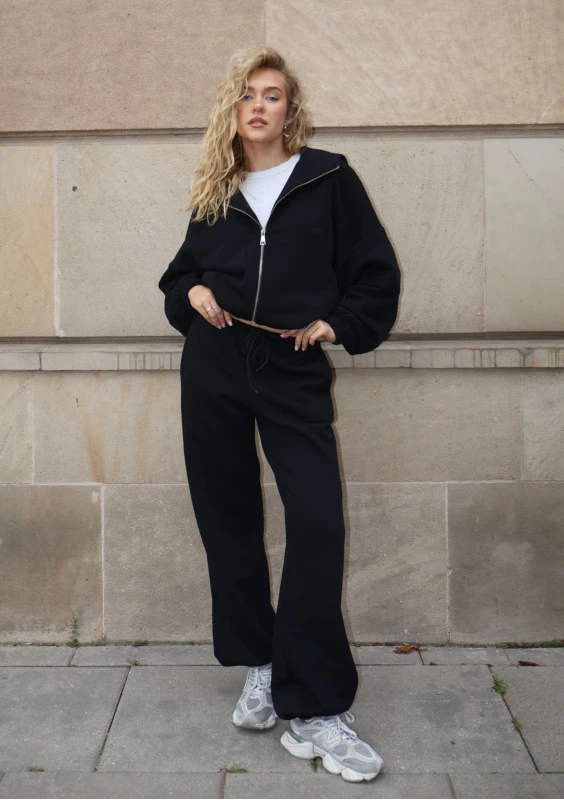Wells - Spodnie dresowe Black