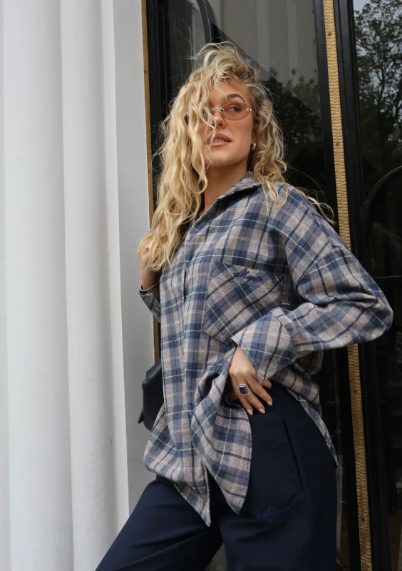 Duty - Navy blue checked oversize shirt