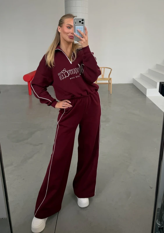 Union - Vintage style deep cherry red sweatshirt