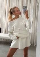 Belle - Sweter z dekoracyjnymi kokardkami Ecru