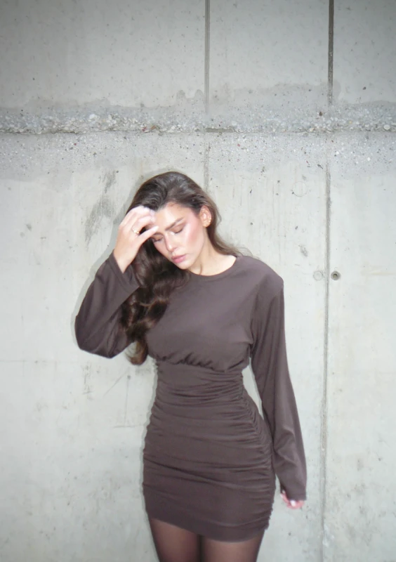Sone - Draped brown mini dress with shoulder pads