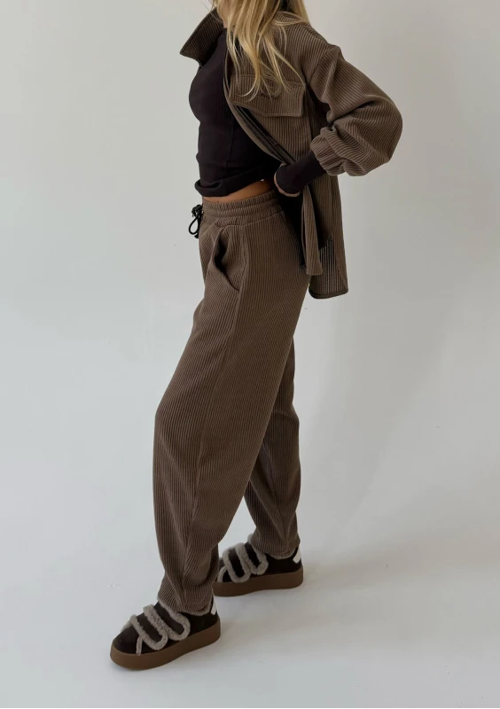 Ridge - Latte beige curduroy trousers