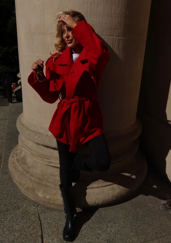 Blair - Short red coat