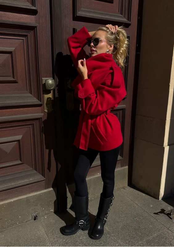 Blair - Short red coat