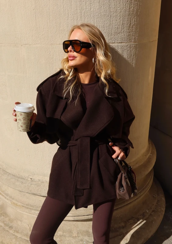 Blair - Short brown coat