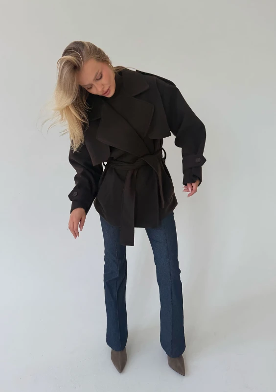 Blair - Short brown coat
