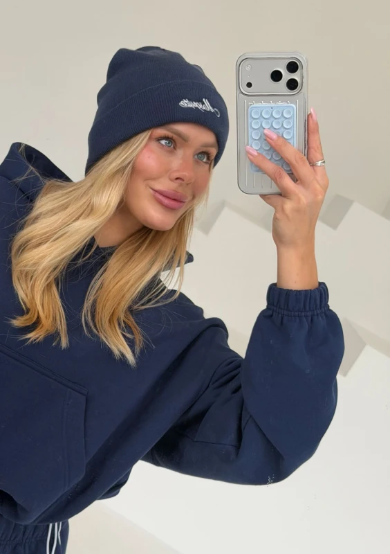 Beanie - Czapka z haftem White Logo Granatowa