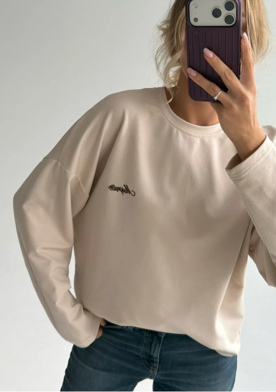 Rowe - Beige longsleeve with an embroidered logo