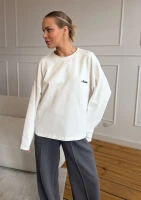 Rowe - Ecru longsleeve with an embroidered logo