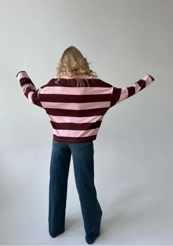 Rowe - Longsleeve oversize w pasy z haftem Pastel Pink & Cherry