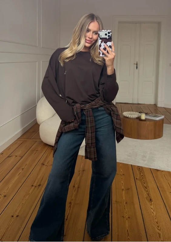 Rowe - Longsleeve oversize z haftem Chocolate
