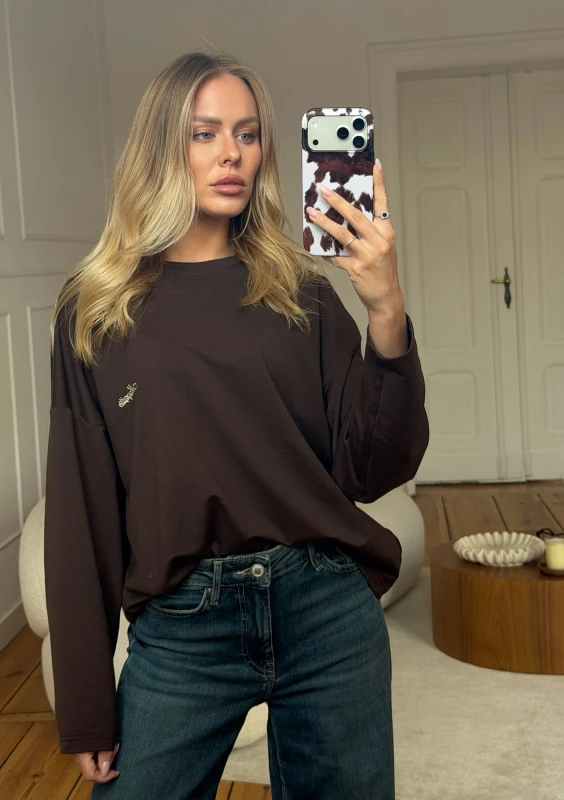Rowe - Longsleeve oversize z haftem Chocolate