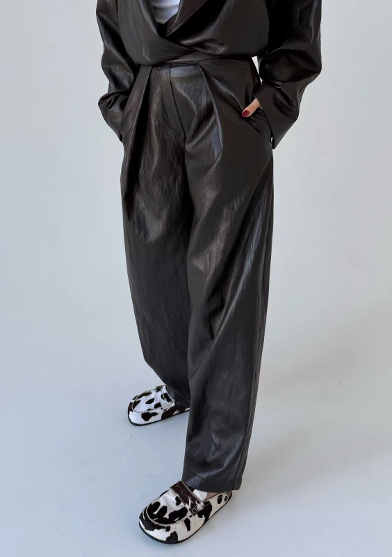Skin - Brown faux leather trousers