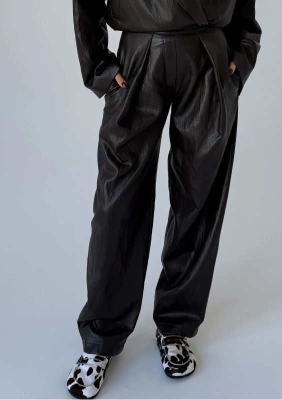 Skin - Brown faux leather trousers